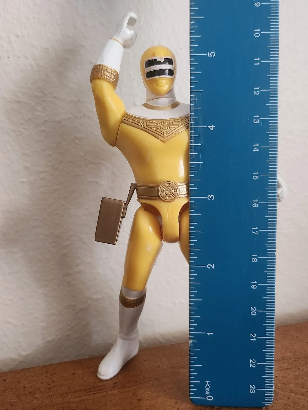 1996 Yellow Power Ranger II Action Figure 5